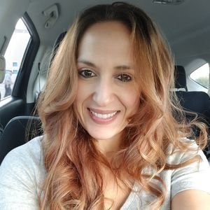 Meet your Posher, Desiree